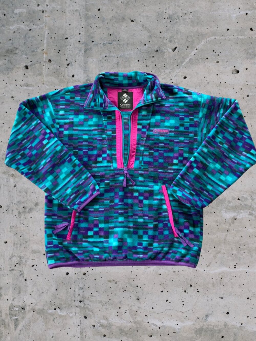 Columbia Women's Size M Fleece Pullover w/ Geometric Pattern (1297)